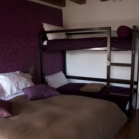 B&B In The Sun Bed and Breakfast Βερόνα